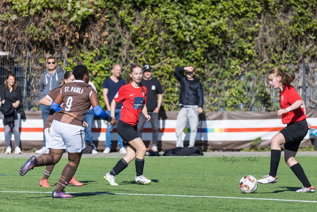 Bild 105 - wBJ FC St. Pauli - Eimsbuetteler TV : Ergebnis: 3:4